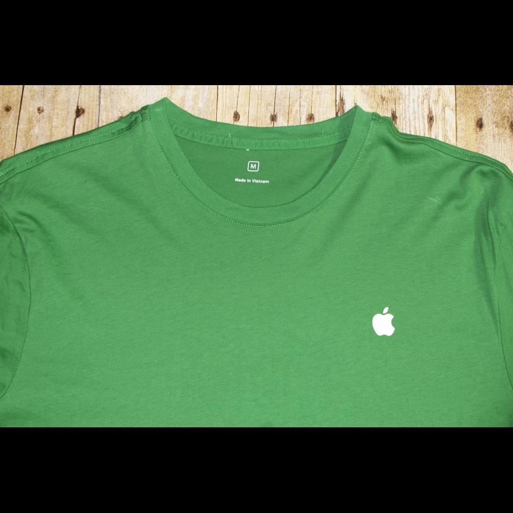 Apple tee - Picture 2 of 3